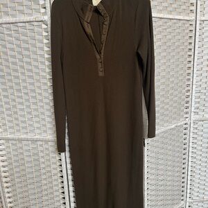 Elegant Brown Ribbed Dress